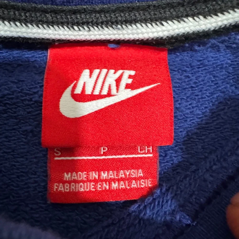 Nike crewneck sweatshirt
